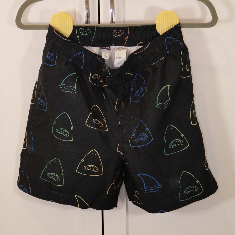 Tea Collection Rainbow Shark Swim Trunks Boys 12